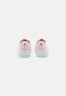 Tommy Hilfiger ESSENTIAL STRIPE  Trainers pastel pink ESSENTIAL STRIPE Кроссовки пастельно-розовый