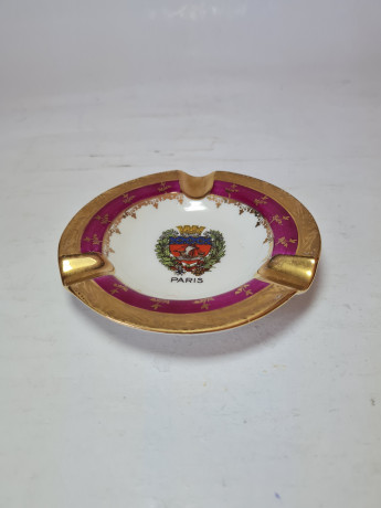 Пепельница винтажная Limoges Francce, бело-красный фарфор "Герб Парижа", 10,5 x 2 см, Франция, 1960-70гг.