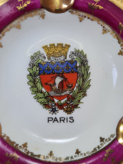 Пепельница винтажная Limoges Francce, бело-красный фарфор &quot;Герб Парижа&quot;, 10,5 x 2 см, Франция, 1960-70гг.