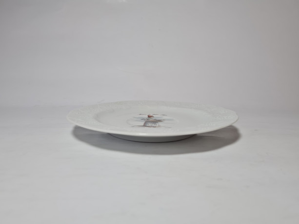 Lierre Lauvage CNP France Винтажная тарелка с фактурным краем "Продавщица на ярмарке в Париже", Франция, 1960-70гг.