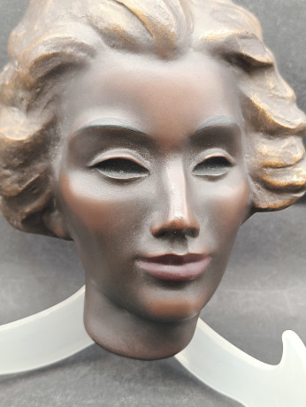 Панно винтажное D.K. Gisela в виде головы женщины, керамика, 15.5 х 7 см, Испания, 1970-80гг.