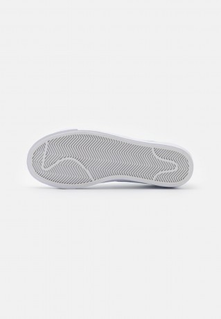 Nike Sportswear BLAZER Sneaker low white BLAZER низкие кроссовки женские белый