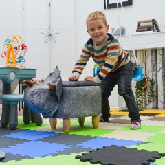 Dune Design® Dino Kinderhocker mit Stauraum Детский табурет Dino с местом для хранения