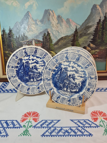 Тарелки винтажные English Ironstone, бело-голубая керамика, 4 шт x 24,5 x 2 см, Англия, 1986г.