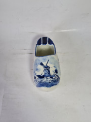 Фигурка винтажная Delft Blue Holland &quot;Башмачок с мельницей&quot;, фарфор, 6 x 16 x 8 см, Нидерланды, 1960-1970гг.