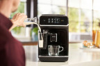Philips Philips Kaffeevollautomat 2200 Serie EP2231/40 LatteGo, klavierlackschwarz  Полностью автоматическая кофемашина Philips серии 2200 EP2231/40 LatteGo, черный рояль