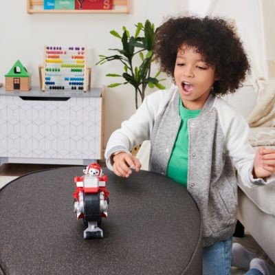 Spin Master Paw Patrol Moto Pups Marshalls Motorrad mit Spielfigur Paw Patrol Moto Pups Мотоцикл Маршалла с фигуркой мини-куклы