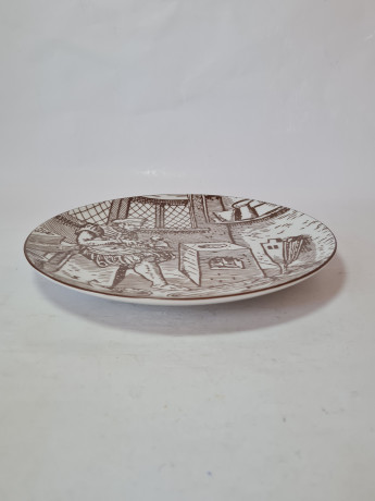 Декоративная тарелка винтажная Johann Seltmann Vohenstrauß Bavaria, фарфор с рисунком в коричневых тонах, 24 x 2,5 см, Германия, 1989г.