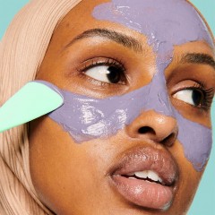 Benefit Der All-in-One Mask Wand-  Tool zur Masken Applikation &amp; Gesichtsreinigung  Универсальный инструмент для нанесения маски и очищения лица.