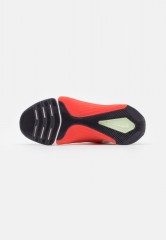 Nike Performance METCON 7 Sneaker low light soft pink/cave purple/magic ember/lime ice/iris whisper METCON 7 кроссовки женские низкие светло-розовый/пещерный фиолетовый/магический уголь/лаймовый лед/ирисовый шепот