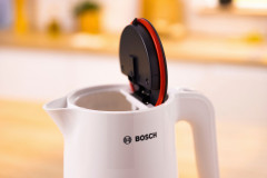 BOSCH BOSCH Wasserkocher MyMoment TWK2M161, 1,7 l, 2400 W, Abschaltautomatik, Tassenanzeige, Weiss matt  Чайник BOSCH MyMoment TWK2M161, 1,7 л, 2400 Вт, автоотключение, дисплей чашки, матовый белый