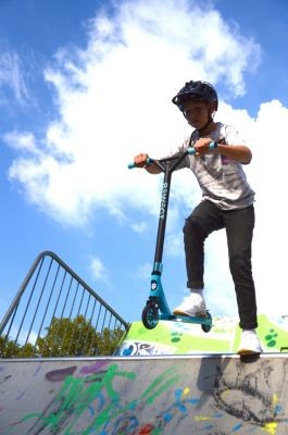 BEWEGT Stuntscooter Next Level Roller Трюковый самокат Самокат следующего уровня