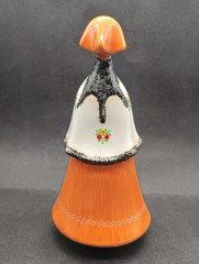 Статуэтка винтажная Aquincum "Венгерская женщина в национальном костюме", Будапешт, ручная роспись, фарфор, 20 х 10 см, Венгрия, 1950-60гг.