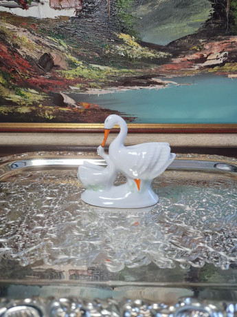 Фигурка винтажная Ungaria "Лебеди", фарфор, 11 см, Германия, 1960-70гг.