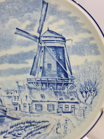 Тарелка декоративная винтажная Delft / Boch "Мельница", фарфор, 16.5 см, Нидерланды, 1970-80гг.