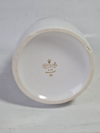 Ваза винтажная Royal KPM Bavaria с цветочным декором, фарфор, большая, 28.5 см, Германия, 1970-80гг.