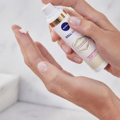 Nivea Cellular Luminous630 Anti Pigmentflecken Tagespflege Fluid  Cellular Luminous630 Дневной флюид против пигментных пятен
