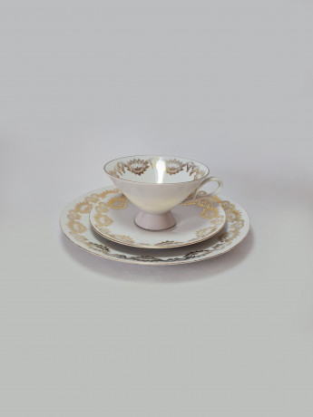 Bareuther Waldsassen Bavaria Чайное трио с позолоченным узором "Красная роза", Германия, 1960-70гг.