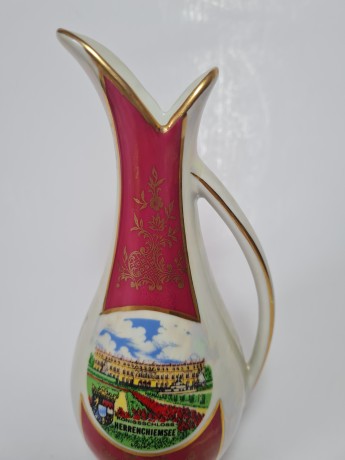 GVD BAVARIA Фарфоровая ваза-кувшин с позолотой "Королевский замок", 19см, Германия, 1970-80гг.