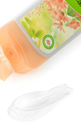 alverde NATURKOSMETIK Baby Waschlotion & Shampoo Bio-Calendula, 250 ml Детский шампунь с Календулой