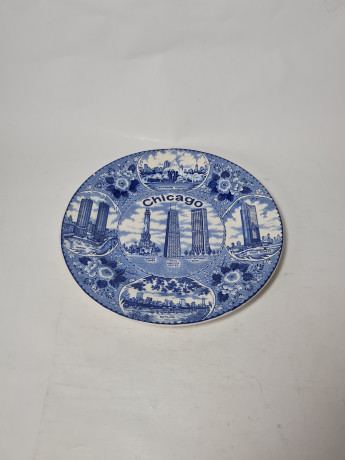 Декоративная тарелка винтажная Fine Staffordshire Ware с изображениями г. Чикаго в бело-синих тонах, 25,5 x 2,5 см, Англия, 1960-70гг.