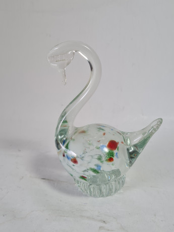 Фигурка винтажная Murano Glas "Лебедь", прозрачное стекло с яркими вкраплениями, 12 см, Италия, 1960-70гг.