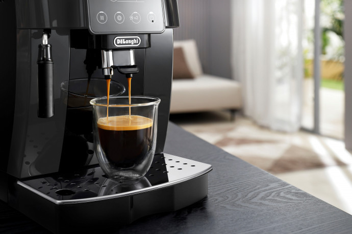 De'Longhi De'Longhi Kaffeevollautomat Magnifica Start ECAM 220.22.GB Полностью автоматическая кофемашина De'Longhi Magnifica Start ECAM 220.22.RU