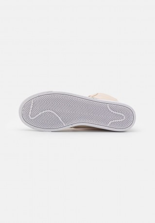 Nike Sportswear W BLAZER MID 77 NEXT NATURE Sneaker high sanddrift/arctic orange/ligt soft pink/white/black/volt W BLAZER MID 77 NEXT NATURE Высокие кроссовки женские песчаный/арктический оранжевый/светло-розовый/белый/черный/вольт