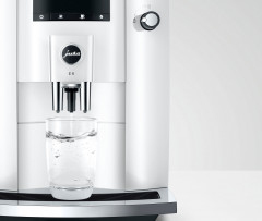 JURA JURA Kaffeevollautomat 15433 E4 Piano White (EA)  Полностью автоматическая кофемашина JURA 15433 E4 Piano White (EA)