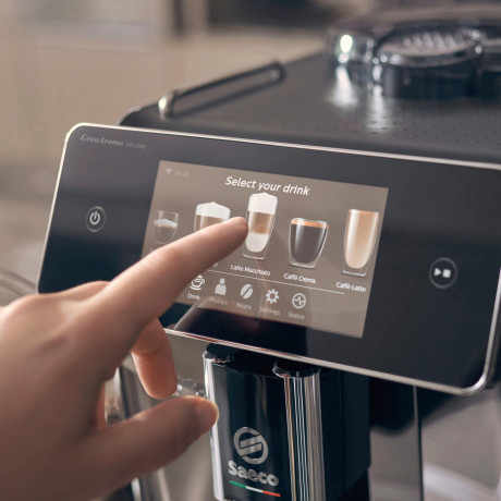 Saeco Saeco Kaffeevollautomat Saeco GranAroma Deluxe SM6685/00, Pflegeset CA6707/10 im Wert von UVP 49,99€  Полностью автоматическая кофемашина Saeco Saeco GranAroma Deluxe SM6685/00, набор для ухода CA6707/10, рекомендуемая розничная цена 49,99 евро.