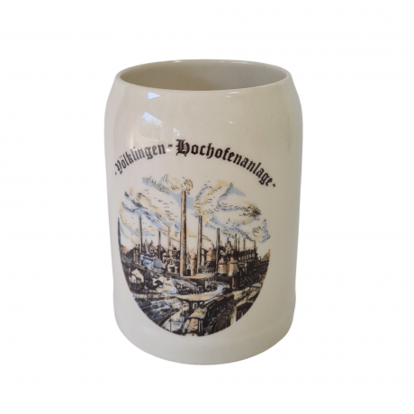 Немецкая пивная кружка винтажная Lusa Porzellan Saarbrucken Bavaria с изображением завода c доменными печами, керамика, 0.5 л, 14 см, Германия, 1960-70гг.
