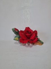 Статуэтка винтажная большая Capodimonte &quot;Алая роза и бутон&quot;, фарфор,10 х 20 см, Италия, 1960-70гг.