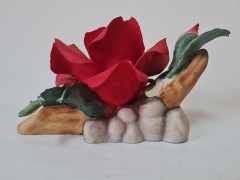 Статуэтка винтажная большая Capodimonte &quot;Алая роза и бутон&quot;, фарфор,10 х 20 см, Италия, 1960-70гг.