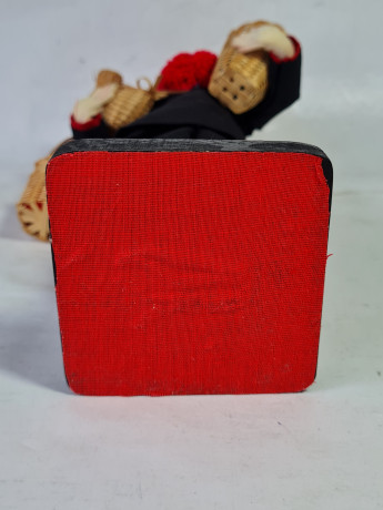 Кукла винтажная в национальном костюме, деревян. подставка, 26 x 11 см, Тайланд, 1960-70гг.