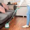 CLEANmaxx CLEANmaxx Akku-Wischmopp Akku-Spray-Mopp, 30 W, 360° Rotation turkis/weiss  Беспроводная швабра CLEANmaxx, беспроводная швабра с распылителем, 30 Вт, вращение на 360°, бирюзовый/белый