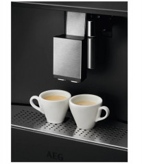 AEG AEG Einbau-Kaffeevollautomat KKK994500M, Premium-Drehwahler mit Beruhrungssensor Antifinger Edelstahl-Beschichtung 2 Heizsysteme fur eine optimale Bruhtemperatur und Dampfausgabe  Встраиваемая полностью автоматическая кофемашина AEG KKK994500M, поворо