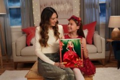 Mattel Barbie Signature Holiday Doll Фирменная праздничная кукла Барби