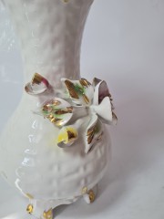 Capodimonte Ваза с фактурным узором, позолотой и цветами, 23см х 12см, Италия, 1960-70гг.