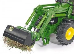 SIKU SIKU Farmer-Bundle: 3652 John Deere mit Frontlader 1:32 + 3658 Frontlader-Zubehor Набор SIKU Farmer: 3652 John Deere с фронтальным погрузчиком 1:32 + 3658 аксессуаров для фронтального погрузчика