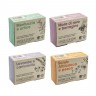 SAPONE DI UN TEMPO Geschenkpackung mit 4 sortierten 100 g Bio-Seifenlaugen Подарочная упаковка из 4 органических мыльных растворов по 100 г в ассортименте.