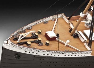 Revell Revell Geschenkset Schiffsbausatz 100 Jahre Titanic im Massstab 1:400 Подарочный набор Revell "Корабельный комплект 100 лет Титаника" в масштабе 1:400