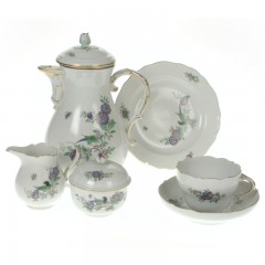 Meissen Meissen Neuer Ausschnitt - Indische Fels- Blumen- und Vogelmalerei 125 bunt mit Goldrand Kaffeeservice 6 Personen 21-tlg. Мейсен новый раздел - Индийская роспись скал, цветов и птиц 125 красок с золотым ободком Кофейный сервиз на 6 персон 21 шт.