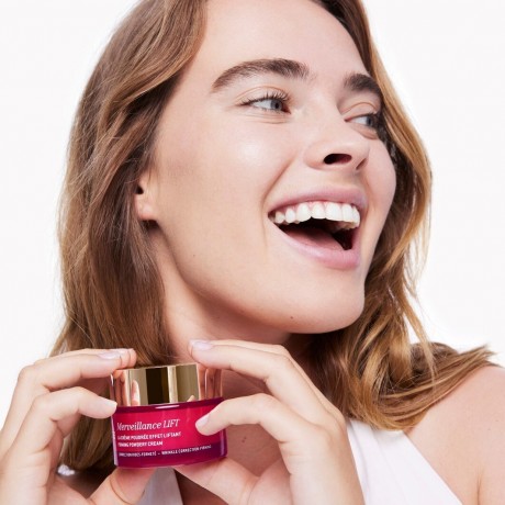 NUXE Merveillance Lift pudrige Creme  Пудровый крем Merveillance Lift