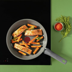 Tefal Tefal Pfanne 24cm Renewal RENEWAL grau Сковорода Tefal 24см Обновление ОБНОВЛЕНИЕ