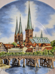 Kaiser Berg Декоративная тарелка с изображением г. Любек, 24 x 3 см, Германия, 1970-80гг.