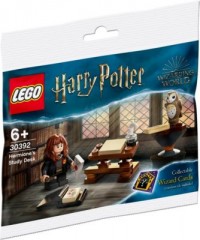 LEGO 2er Set: Harry Potter 30392 Hermines Schreibtisch - Polybag + Ungarischer Hornschwanz Набор из 2 предметов: стол Гермионы Harry Potter 30392 — полиэтиленовый пакет + венгерская рогатка
