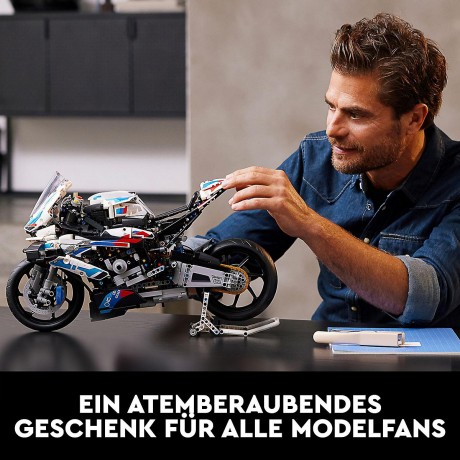 LEGO Technic 42130 ЛЕГО BMW M 1000 RR