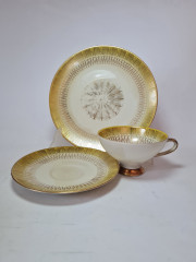 Winterling Marktleuthen Bavaria Чайное фарфоровое трио с обильной позолотой на желтом фоне, Германия, 1960-70гг.