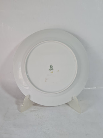 Тарелка декоративная винтажная H&C Selb Heinrich Bavaria, белый фарфор с разноцветным изображением трех королей, 24,5 x 2,5 см, Германия, 1960-70гг.