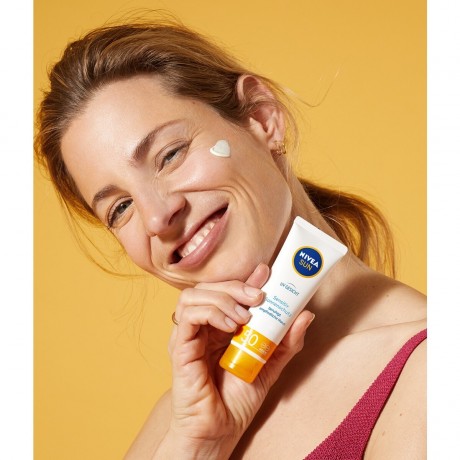 Nivea Sun Sensitiv Gesichtsschutz LSF 50 Чувствительная к солнцу защита для лица SPF 50
